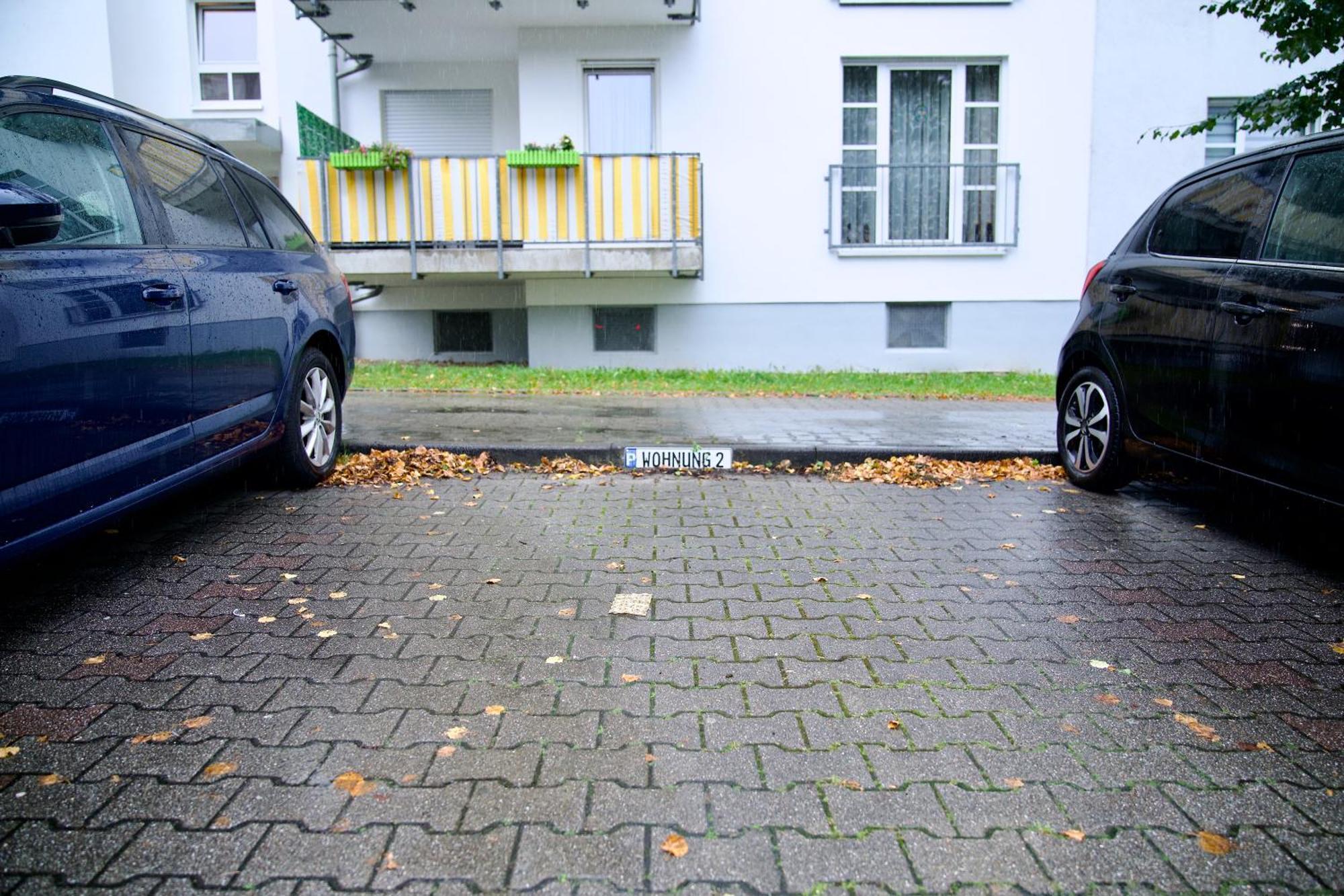Edler Wohnraum Luxurioeses Apartment Mit Balkon, Boxspringbett, Kaffeevollautomat, Lift & Parkplatz Хемниц Экстерьер фото