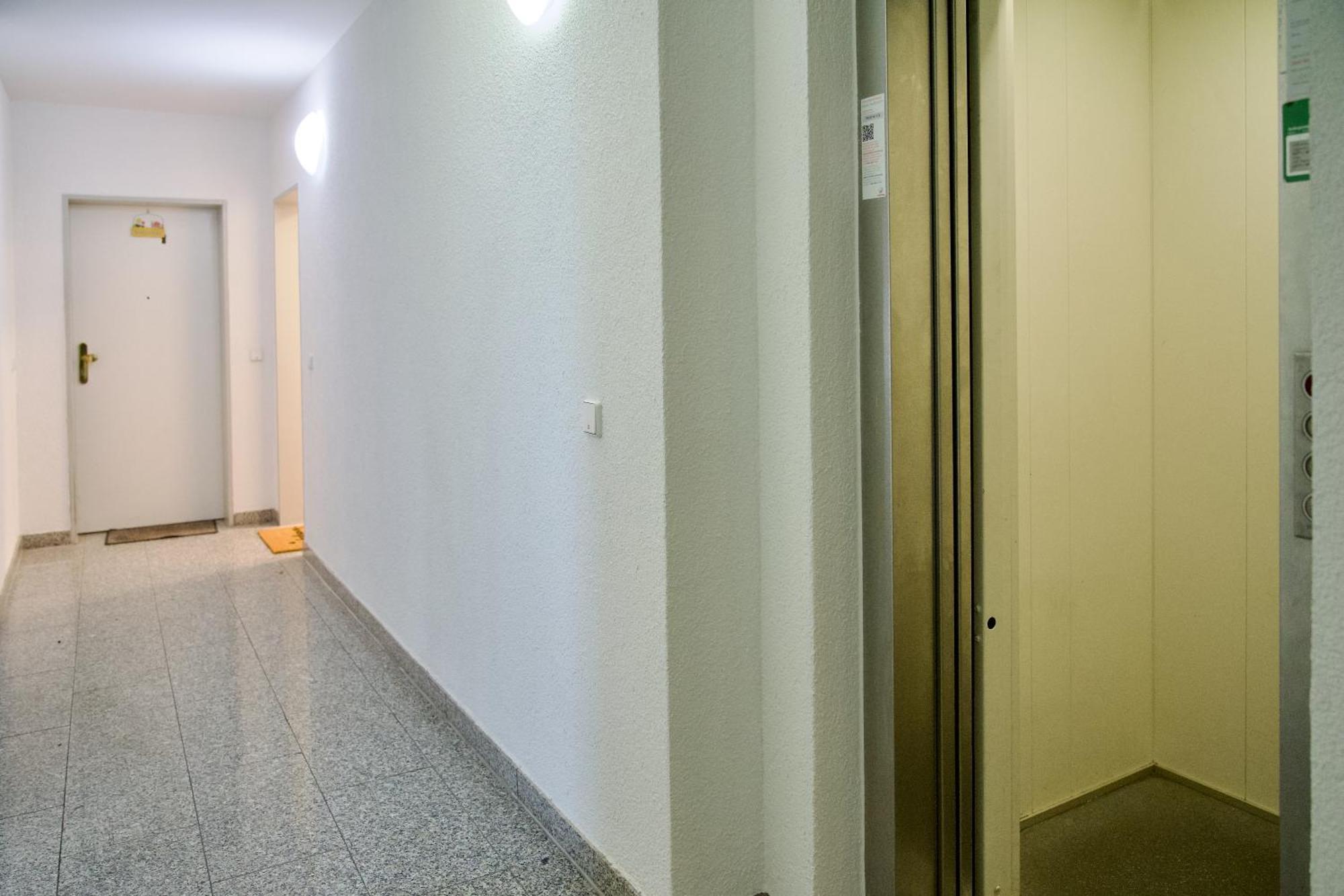 Edler Wohnraum Luxurioeses Apartment Mit Balkon, Boxspringbett, Kaffeevollautomat, Lift & Parkplatz Хемниц Экстерьер фото